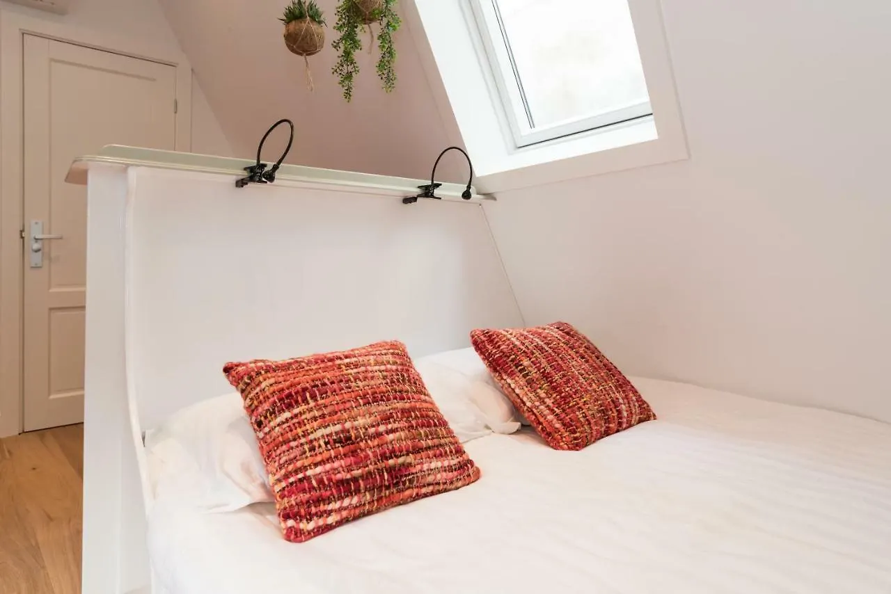Saint Claire Studio'S Amsterdam Homestay